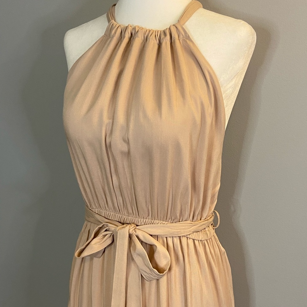 Lulu’s casual summer beige tiered dress - Picture 3 of 4